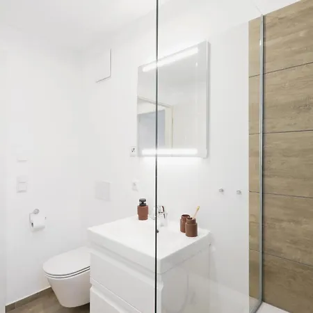 Cozy In Lembruch-duemmer With Sauna *