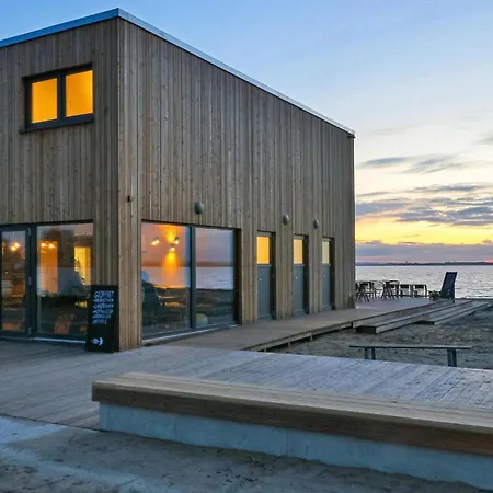 Cozy In Lembruch-duemmer With Sauna *